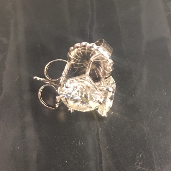 3 CARAT VINTAGE DIAMOND STUD EARRINGS! - Picture 2 of 7